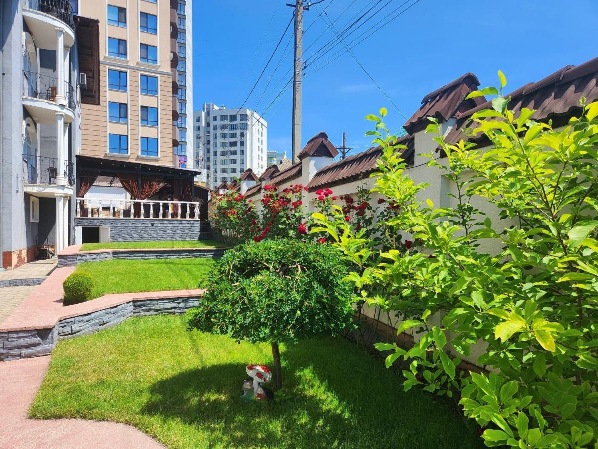 Shadow Boutique Hotel & Spa Chisinau Exterior foto